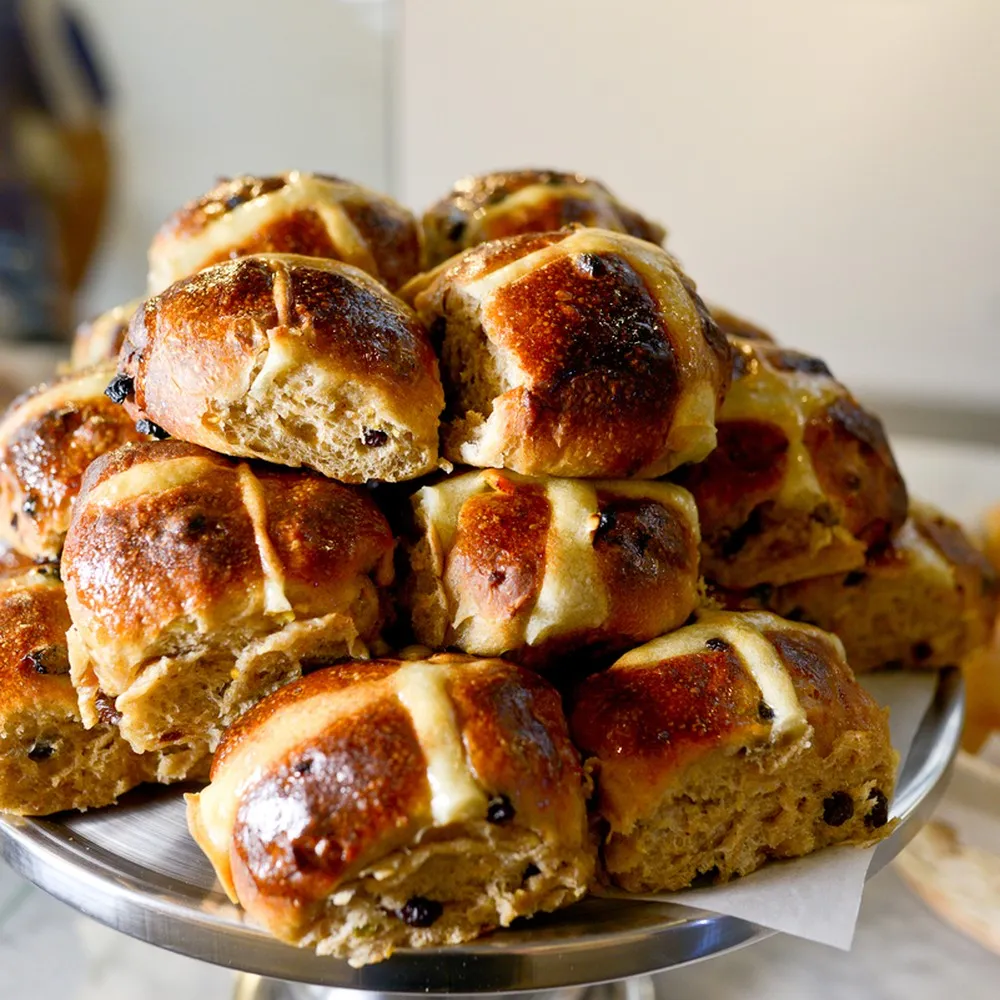 Bellbird hot cross buns