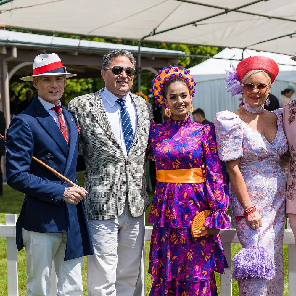 Group dresses up for the races