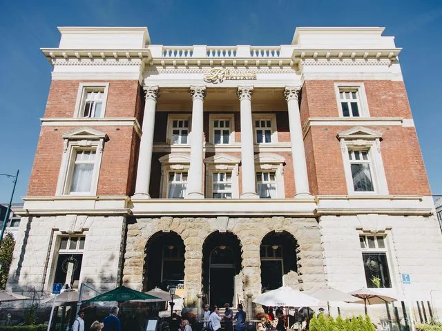 Old Government Building