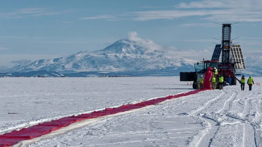 Nasa Weather Balloon Trailing On The Ice