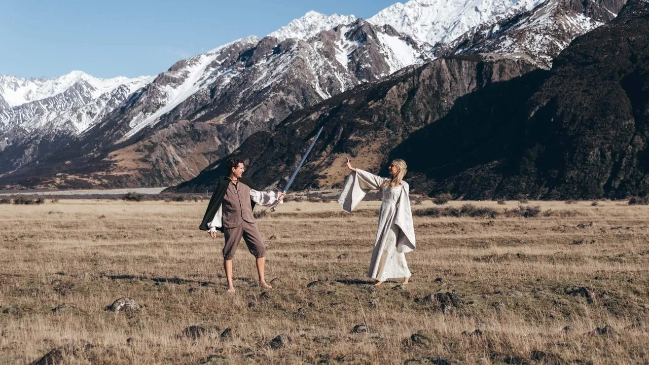 Frodo & Galadriel at Minas Tirith