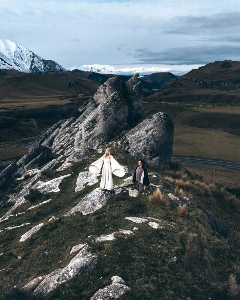 Frodo and Galadriel at Castle Hill