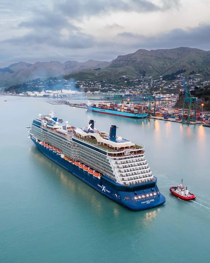 Cruise ship docking in Lyttelton.