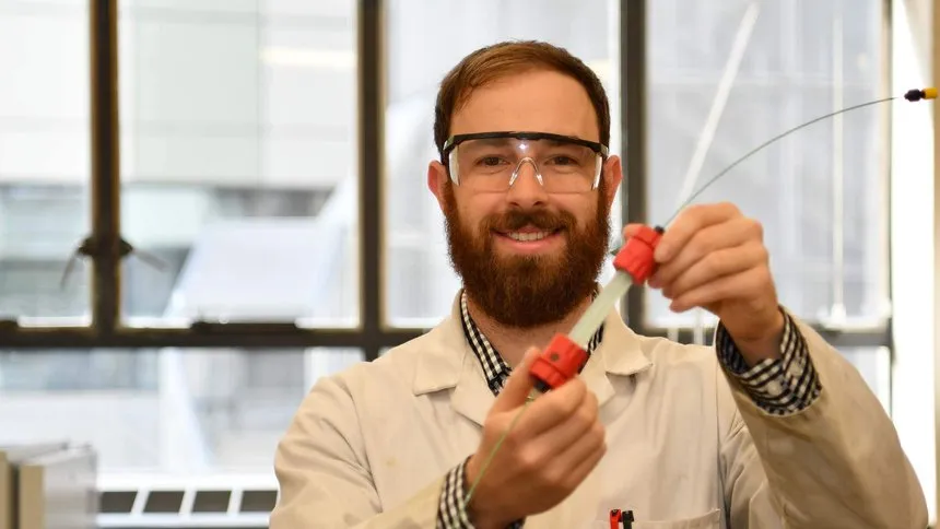 Precision Chroma Sean With Column