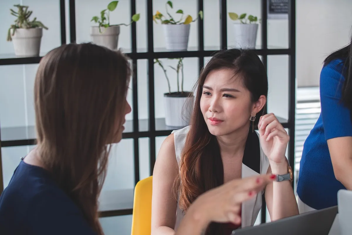 Business women mentor meeting with Mimi Thian