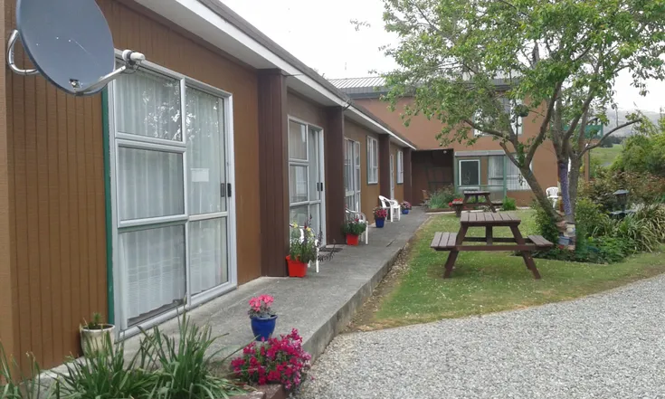 Mount Dobson Motel
