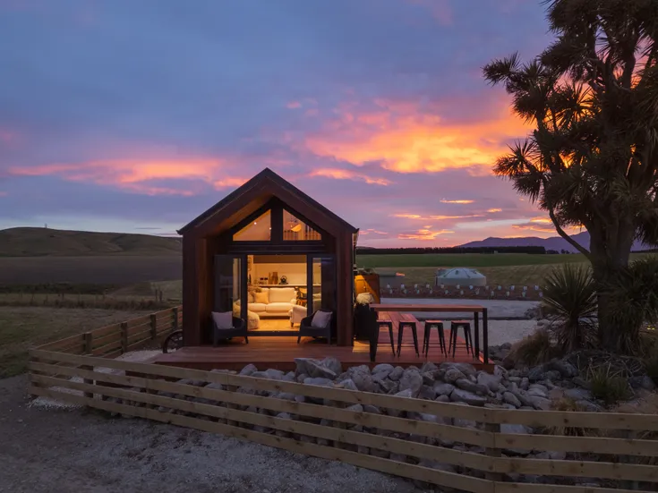Top Of The Plains | Canopy Camping Escapes