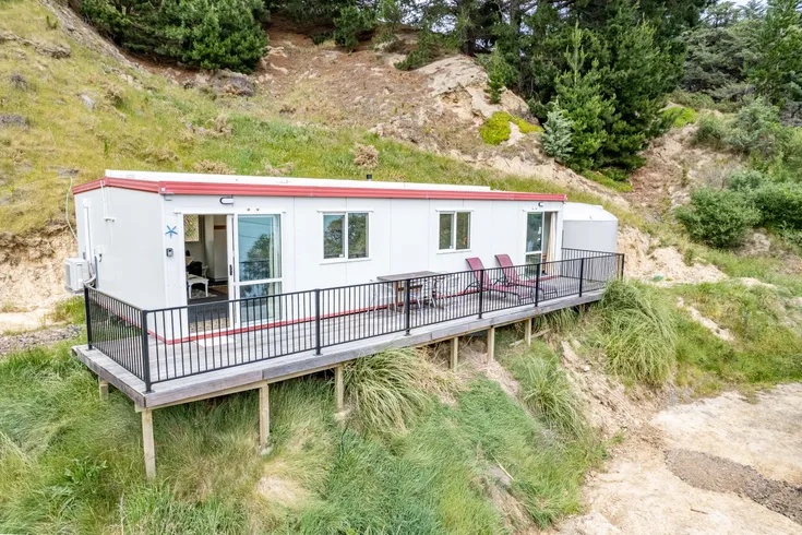 Lush and Sands - Takamatua Holiday Home