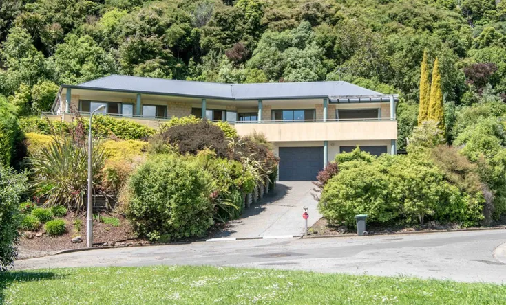 Rue Noyer Lookout - Akaroa Holiday Home
