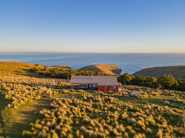 Canopy Camping Escapes | Tussock Rocks