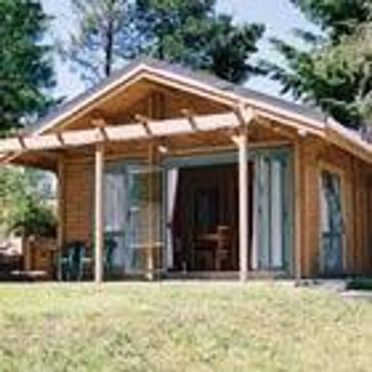 The Chalets Motel