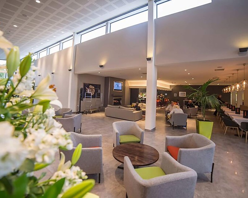 Sudima Hotel Christchurch Airport Lobby Bar Area