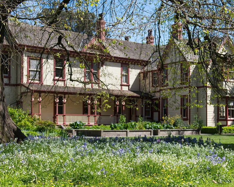 Riccarton House Exterior Spring