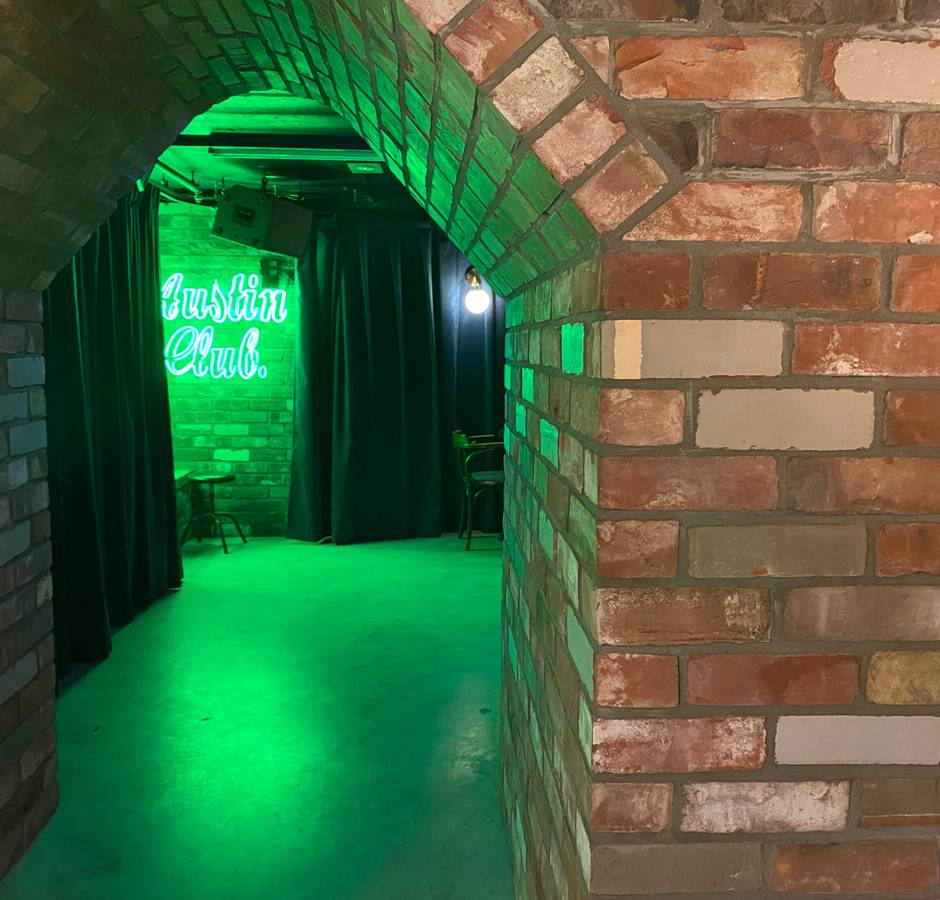 Austin Club Brick Tunnel