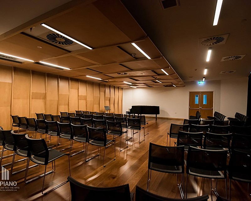 The Piano Meeting Room