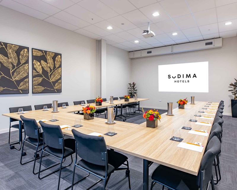 Sudima City Meeting Room