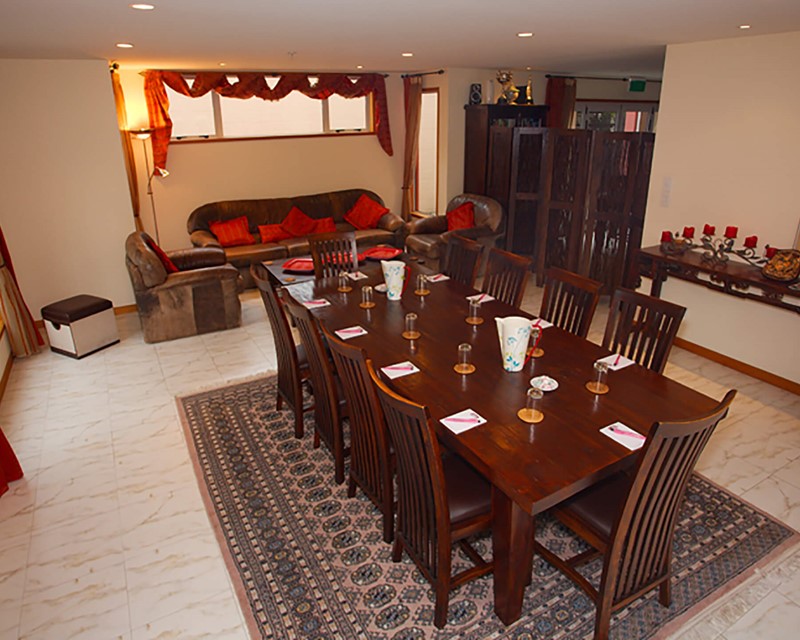 The Classic Villa Boardroom to Lounge